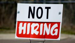 Hiring Freeze (Замораживание найма)